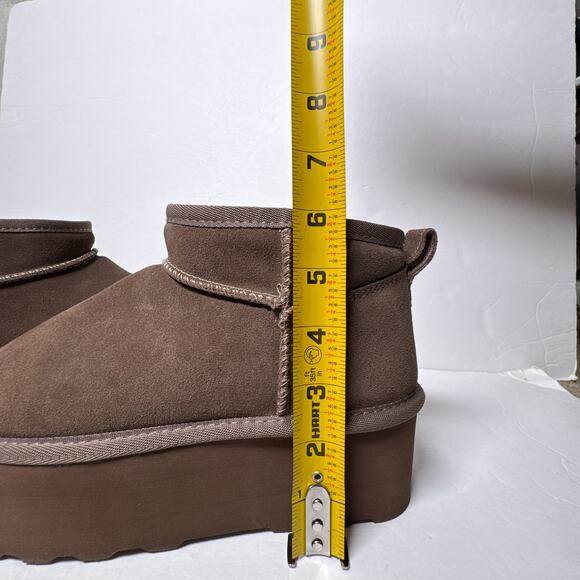 Cushionaire Taupe Suede Platform Boots 6.5W Memory Foam Cozy - Picture 13 of 13